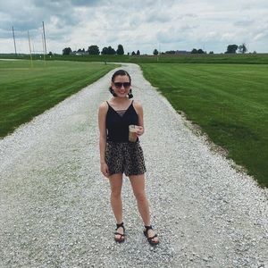 Meet your Posher, Alyssa